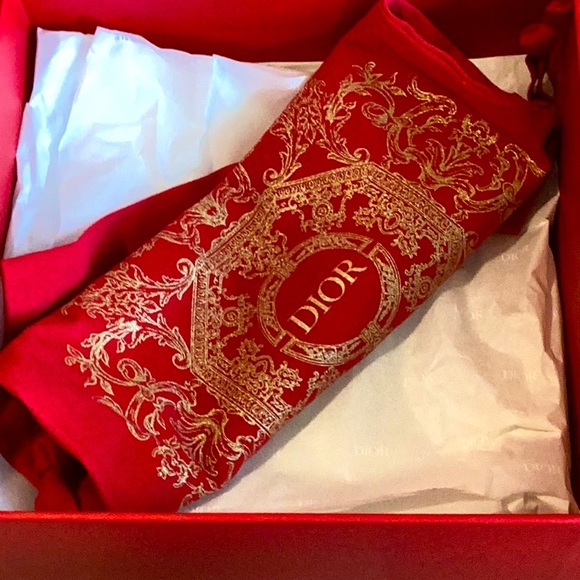 Red Christian Dior Box - Picture 2 of 6